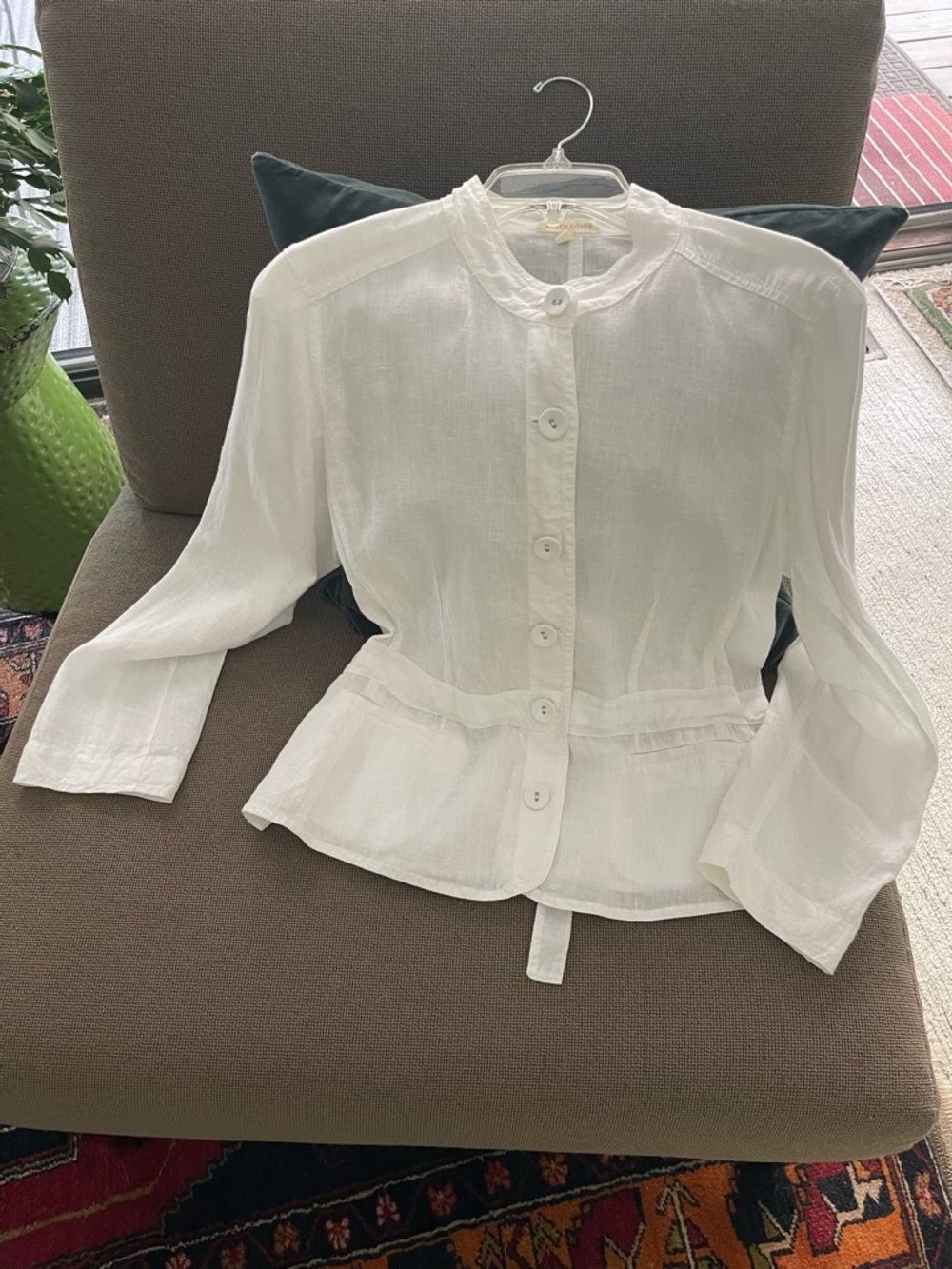 Eileen Fisher Button-Front Sz Med. White Irish Linen. Pockets. Back tie. EUC